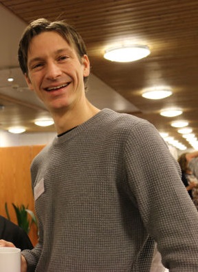Dr Asgeir Lande